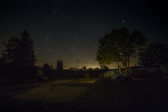 Cecile-Marpeau-nuit-camping-noiretable-la-tente2