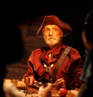 8-Cécile Marpeau -marc pirate attentif srgb.jpg